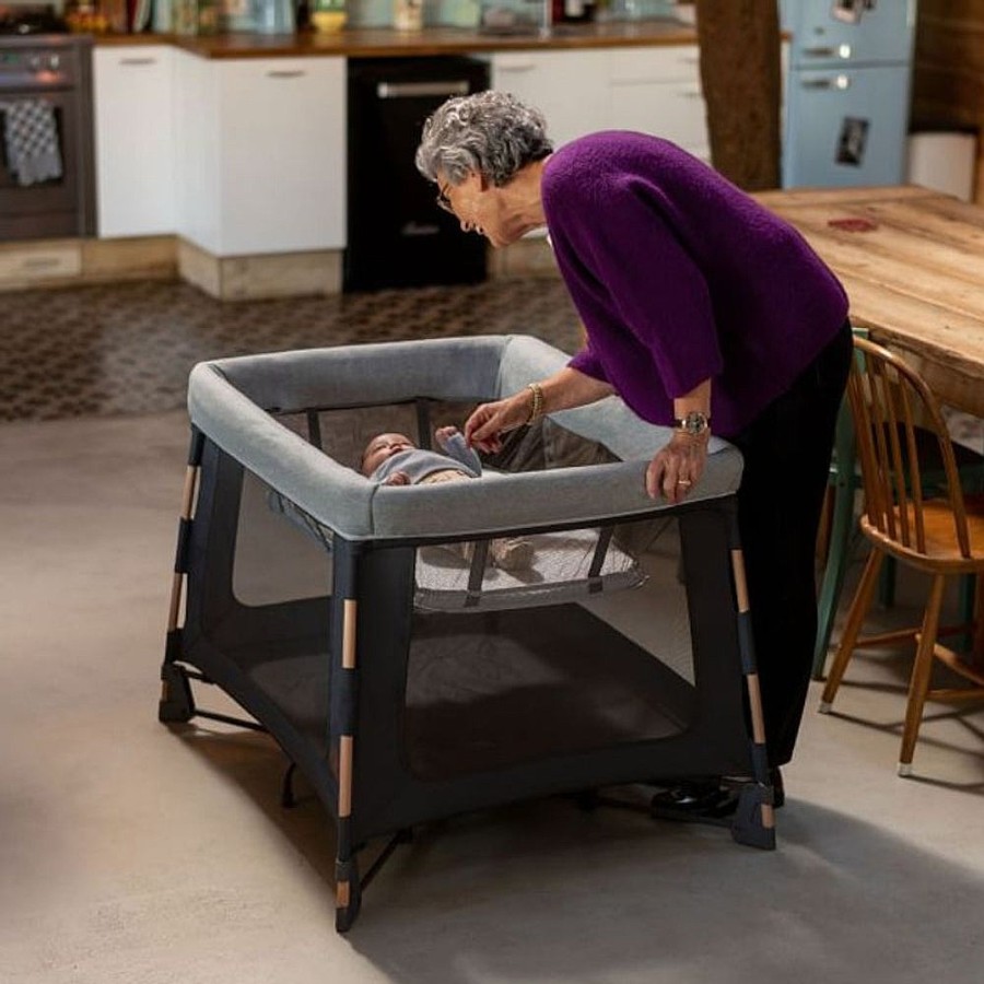 On-The-Go Snuggle Bugz | Swift Playard Essential Grey